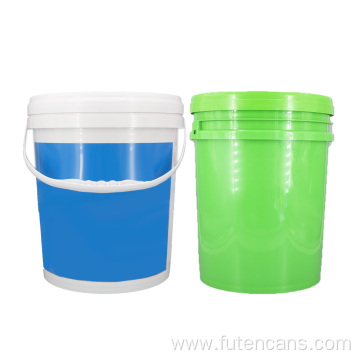 5 Gallon plastic bucket for paint with handle